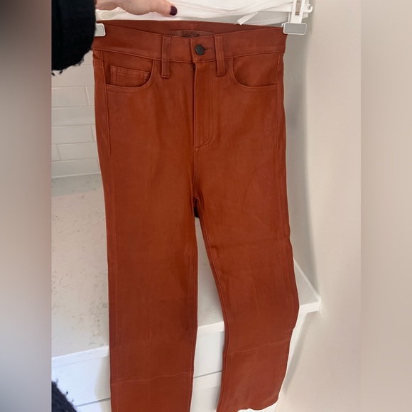 Joe’s Jeans - Burnt Orange/Brown Leather kick-flare jeans. Never worn. Size 25 - Picture 2 of 5